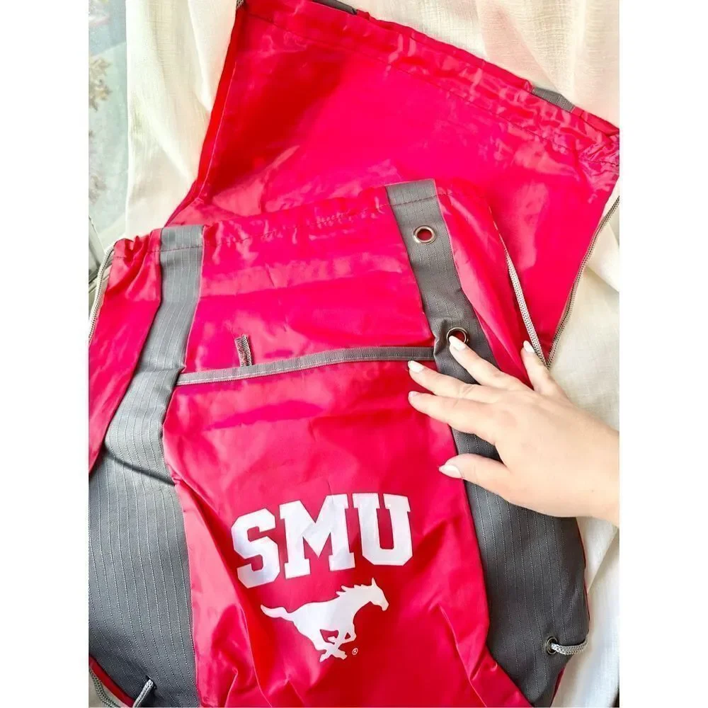 SMU bright red lightweight backpack ￼
